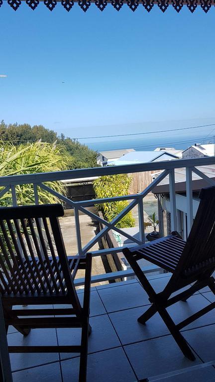 La Villa Citronnier Petite-Ile Luaran gambar